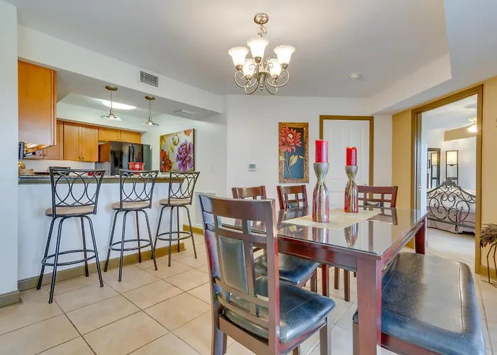 Pensacola Beach Condo W/ Patio & Access To Beach!