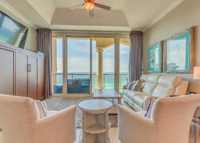 Pensacola Beach Penthouse W/ View + Pool Access!